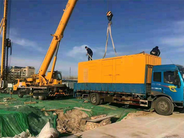 武汉万科工程建设租赁一台大型静音发电